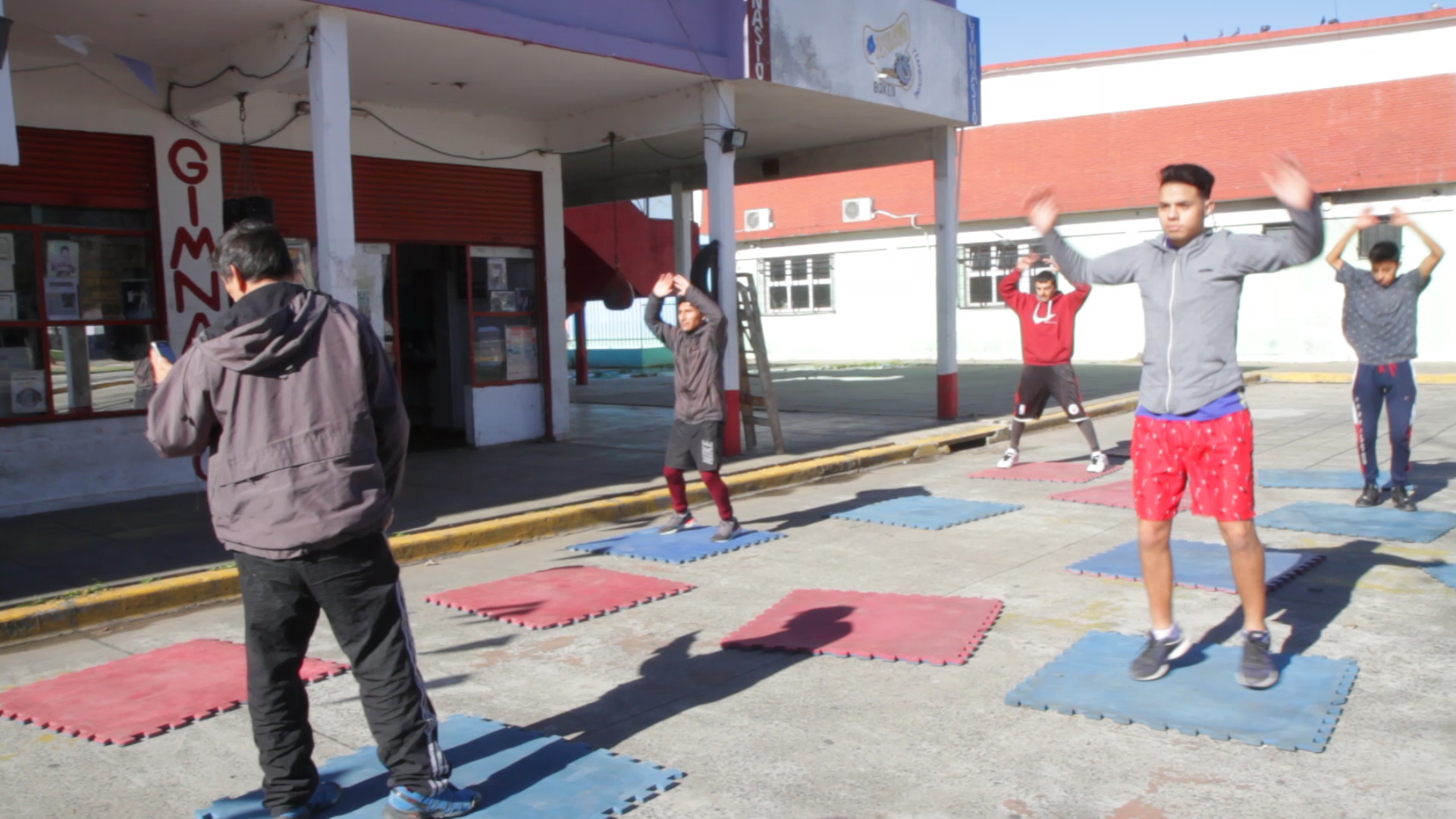 Los chicos asisten con ganas cada entrenamiento.